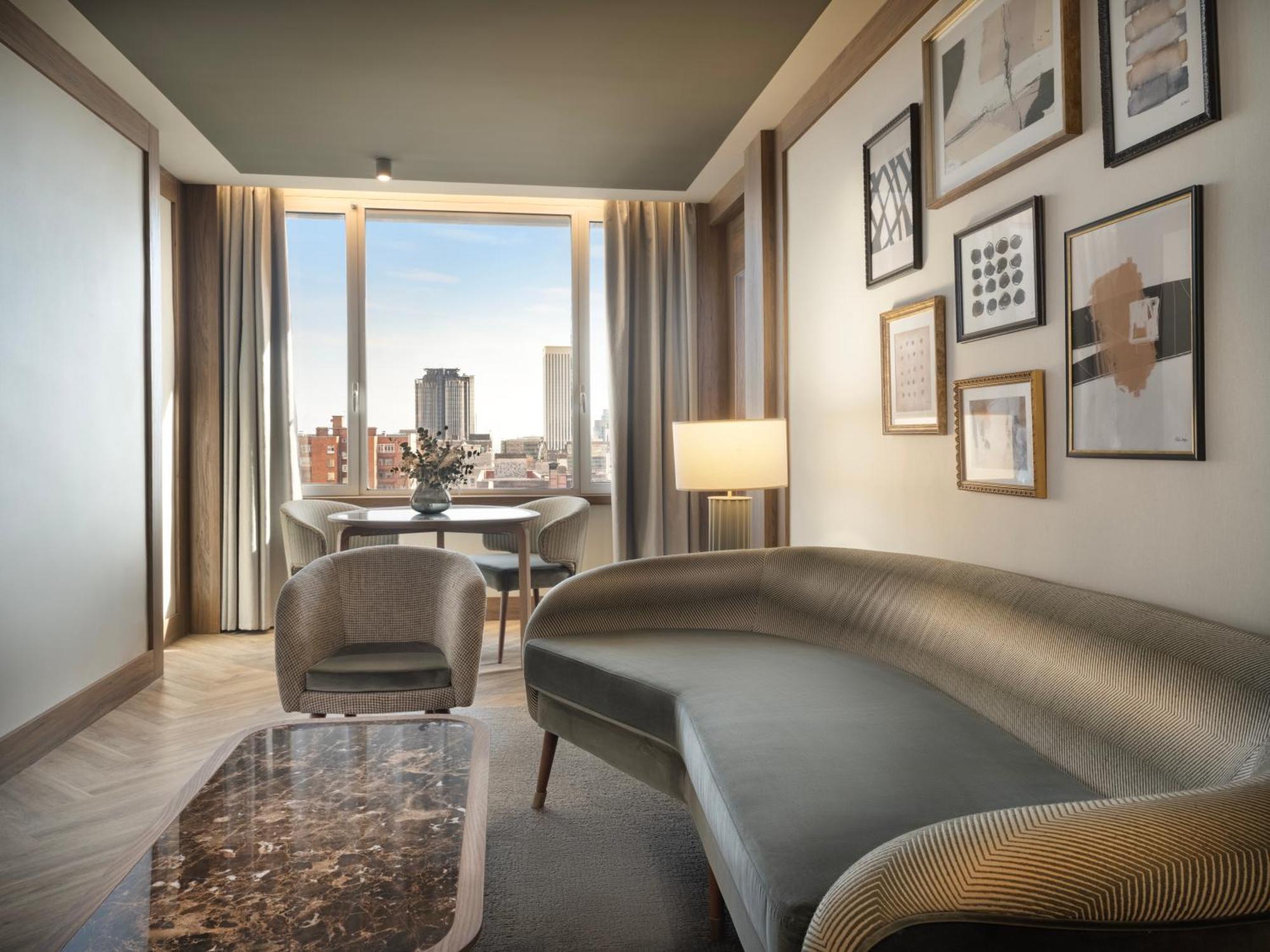 The Westin Madrid Cuzco Hotel Eksteriør billede