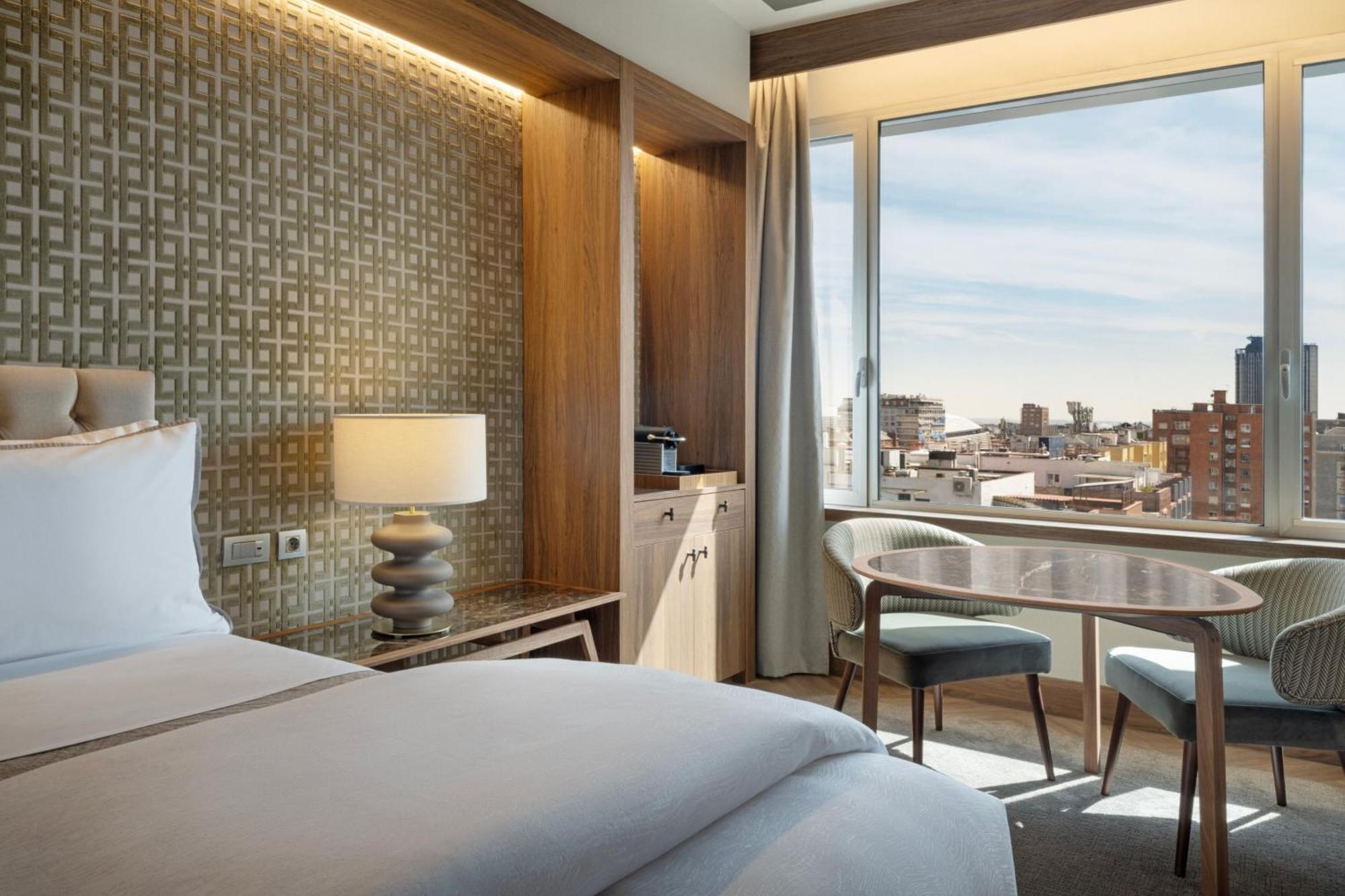 The Westin Madrid Cuzco Hotel Eksteriør billede
