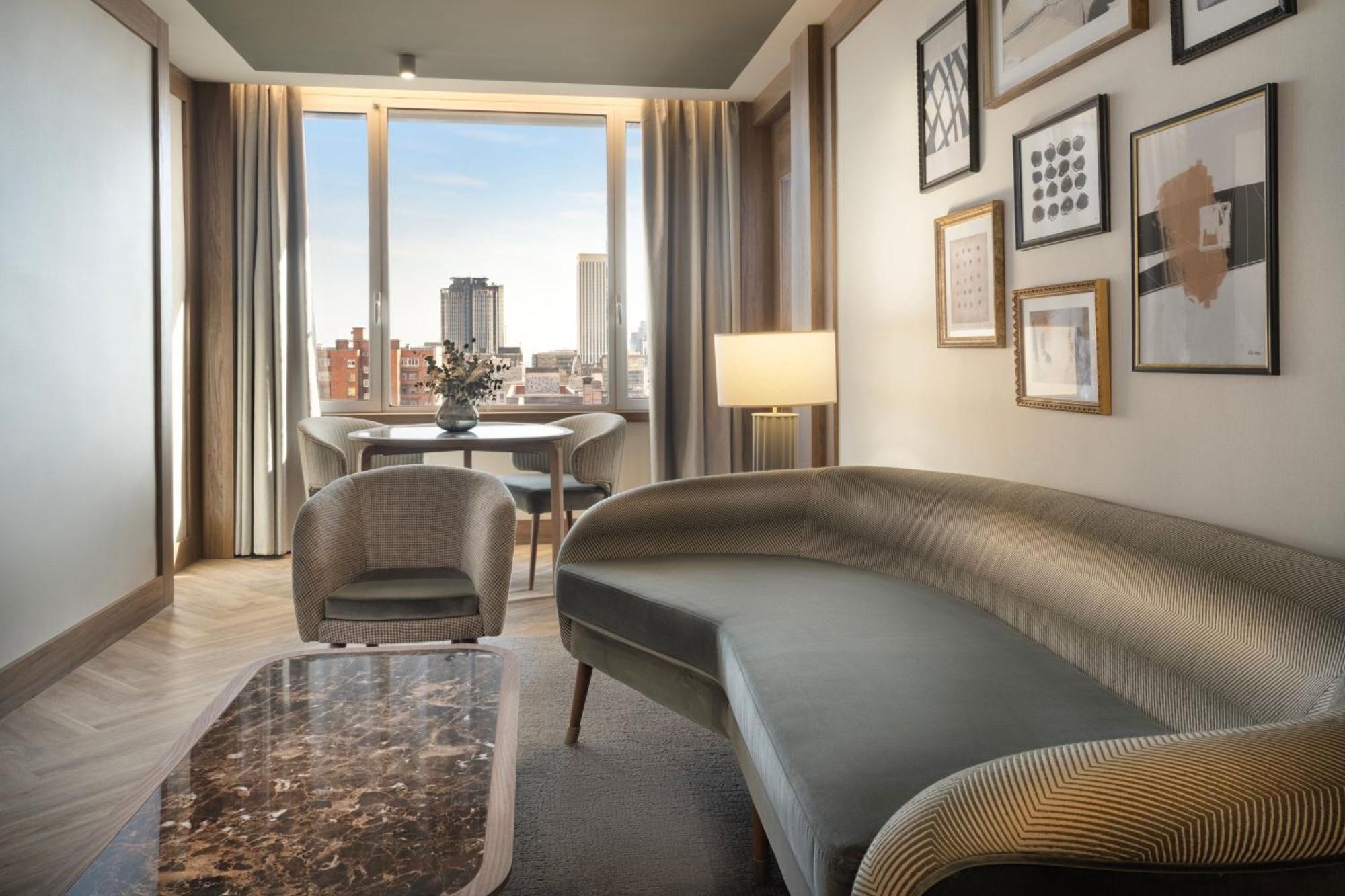 The Westin Madrid Cuzco Hotel Eksteriør billede
