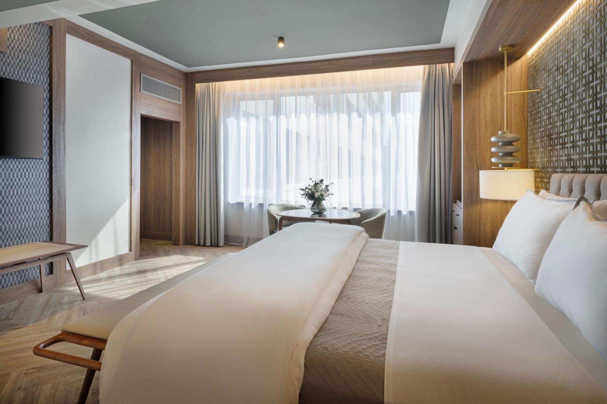 The Westin Madrid Cuzco Hotel Eksteriør billede