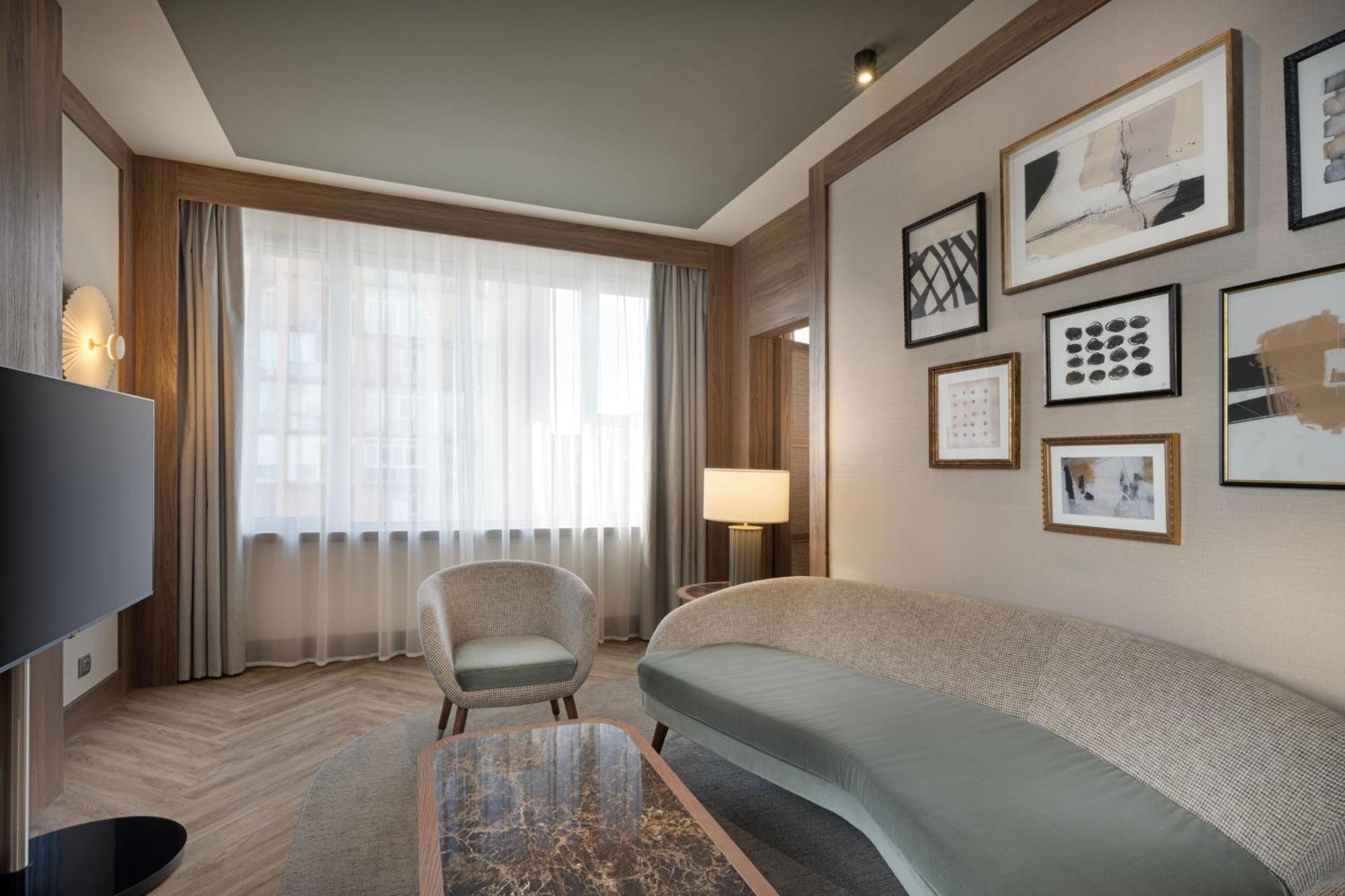 The Westin Madrid Cuzco Hotel Eksteriør billede