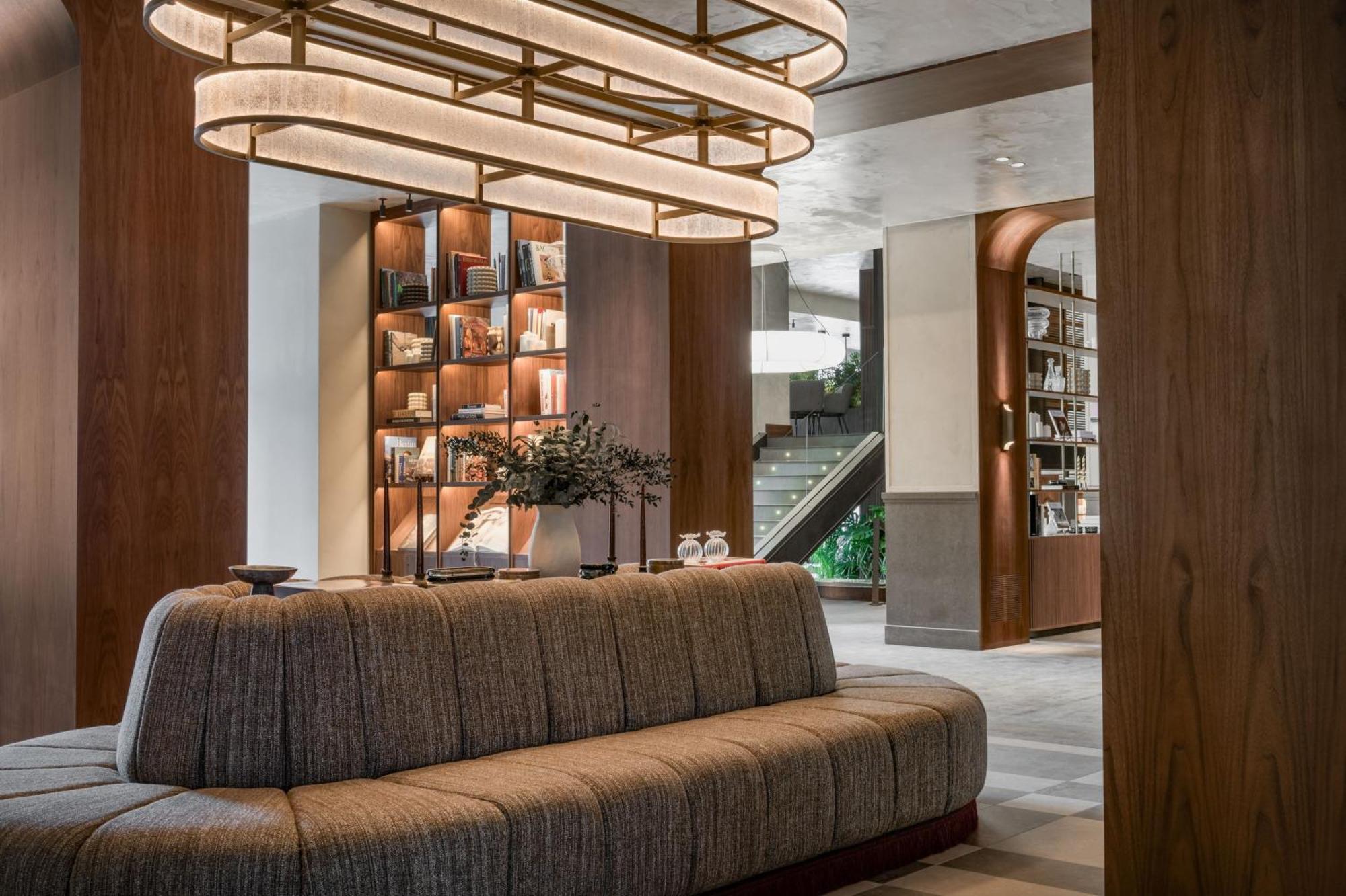The Westin Madrid Cuzco Hotel Eksteriør billede