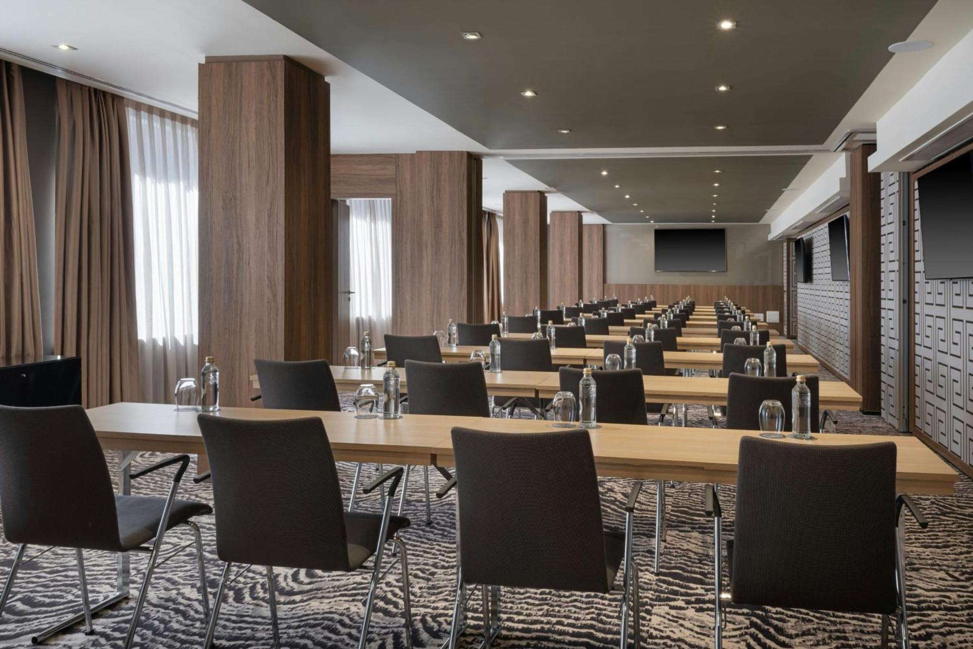 The Westin Madrid Cuzco Hotel Eksteriør billede